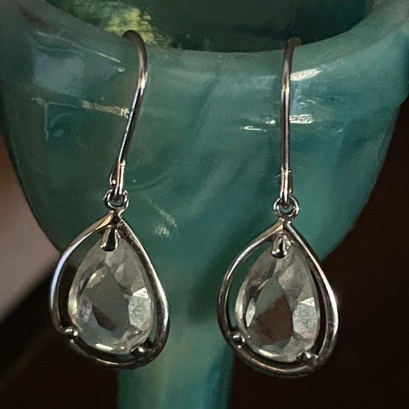 Crystal/silver drop earrings - Picture 1 of 3